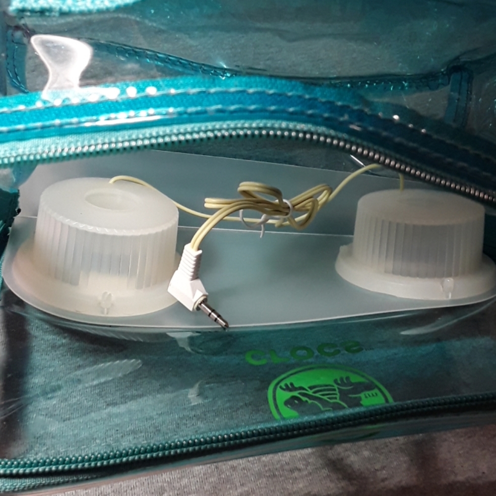 RARE retro Crocs Speaker Bag w/towel BLUE - Picture 3 of 3